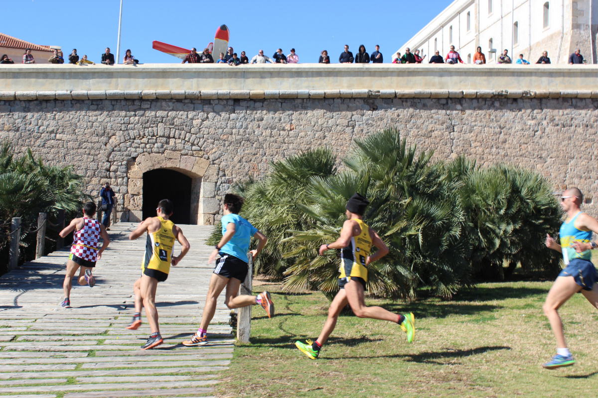 Imagen de archivo de una carrera popular celebrada en la UPCT.